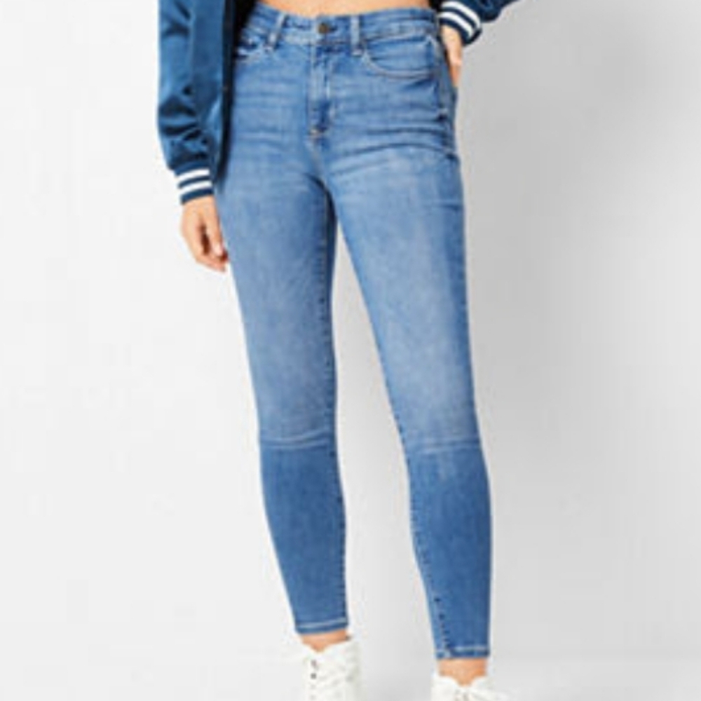 3 For $24 Arizona Jean Company Women's Blue Jeggings